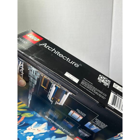 LEGO Architecture Skylines: Dubai 21052 Building Kit Set - Picture 12 of 12